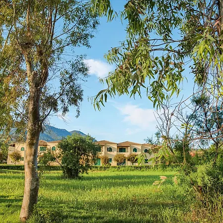 Grecotel Luxme Costa Botanica ホテル アカラヴィ