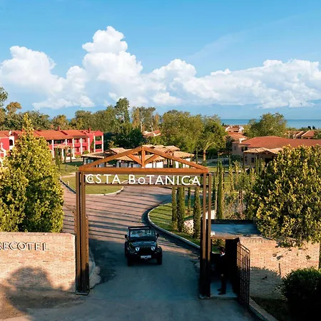 Grecotel Luxme Costa Botanica ホテル